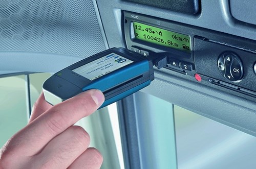 Product-In-Use-Dlk1-742X742px